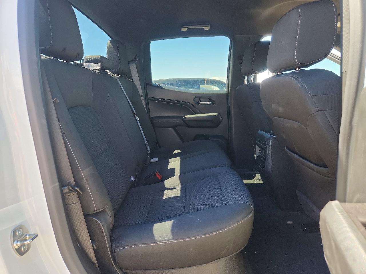 GMC Canyon Elevation