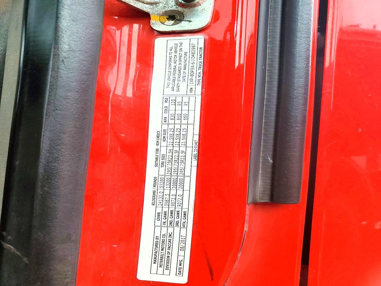 Peterbilt Tractor 579