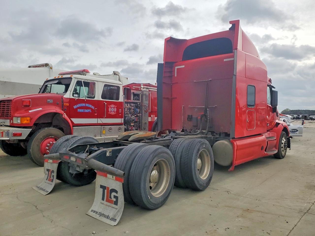 Peterbilt Tractor 579