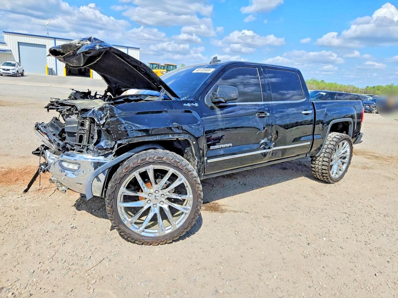 Salvage GMC Sierra Image