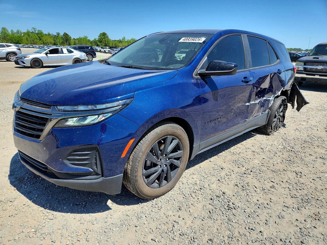 Salvage Chevrolet Equinox Image