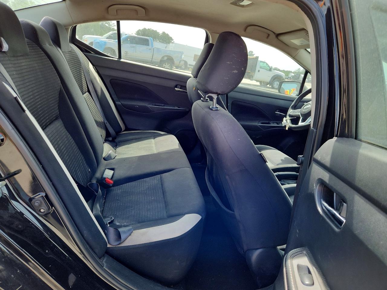 Nissan Versa Sv