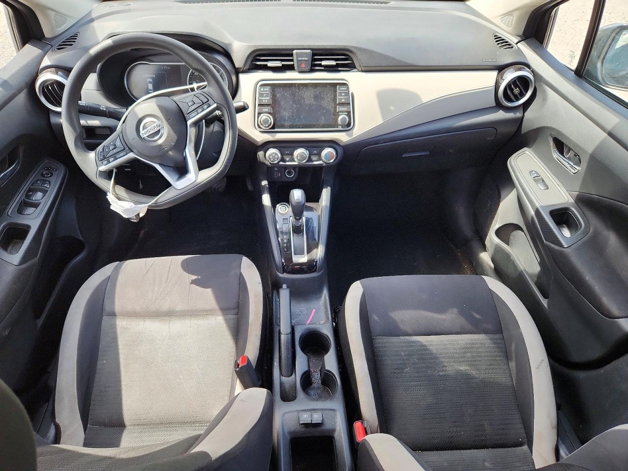 Nissan Versa Sv
