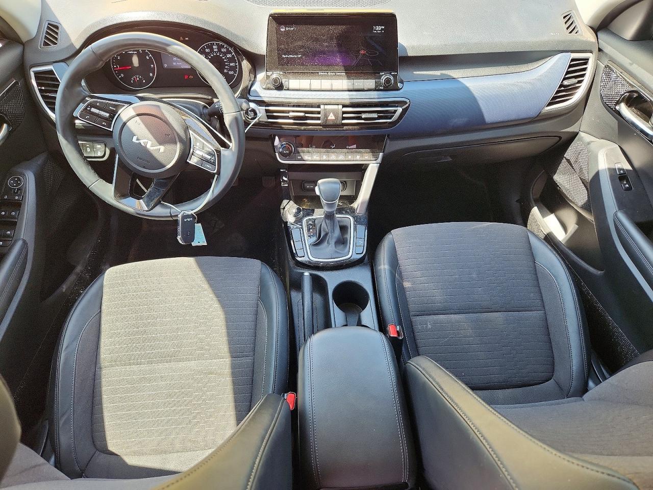 Kia Seltos S