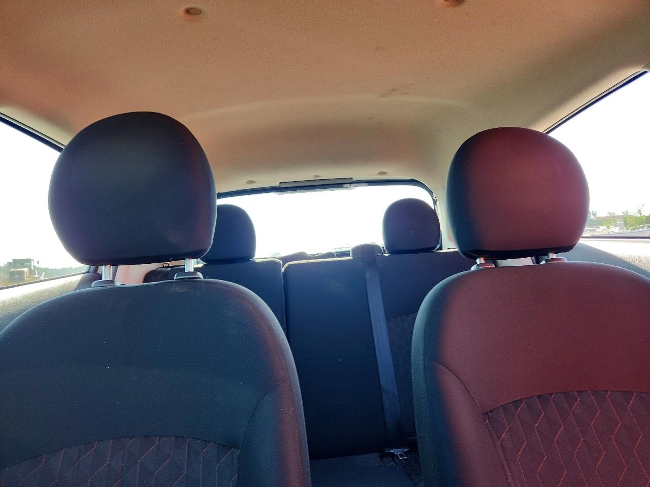 Mitsubishi Mirage Es