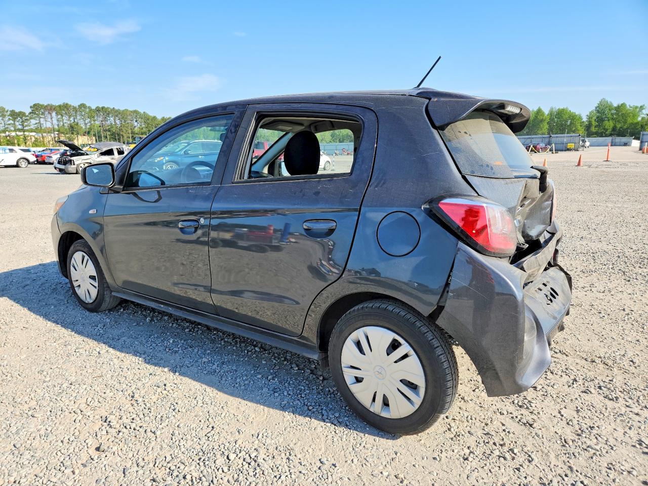 Mitsubishi Mirage Es