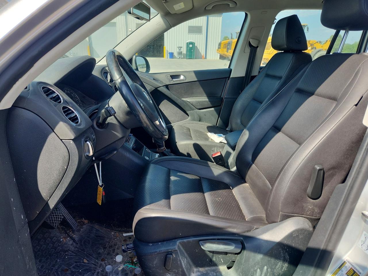 Volkswagen Tiguan S