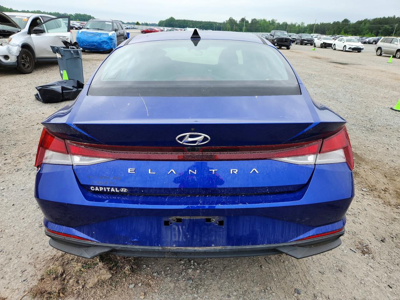 Hyundai ELANTRA Sel