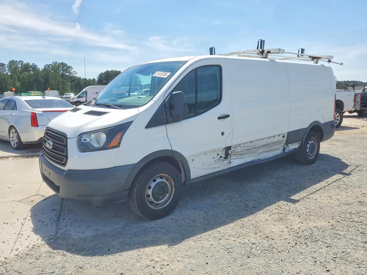 Salvage Ford Transit Image