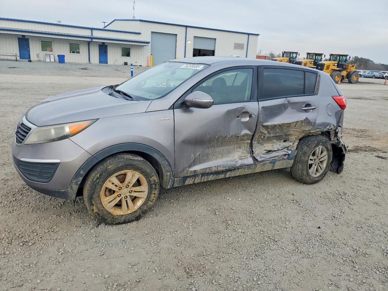 Salvage Kia Sportage Image
