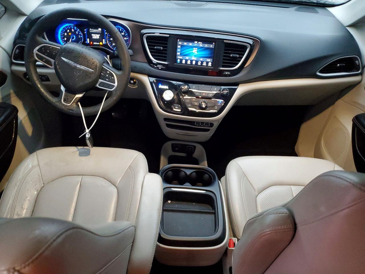 Chrysler Minivan Lxi