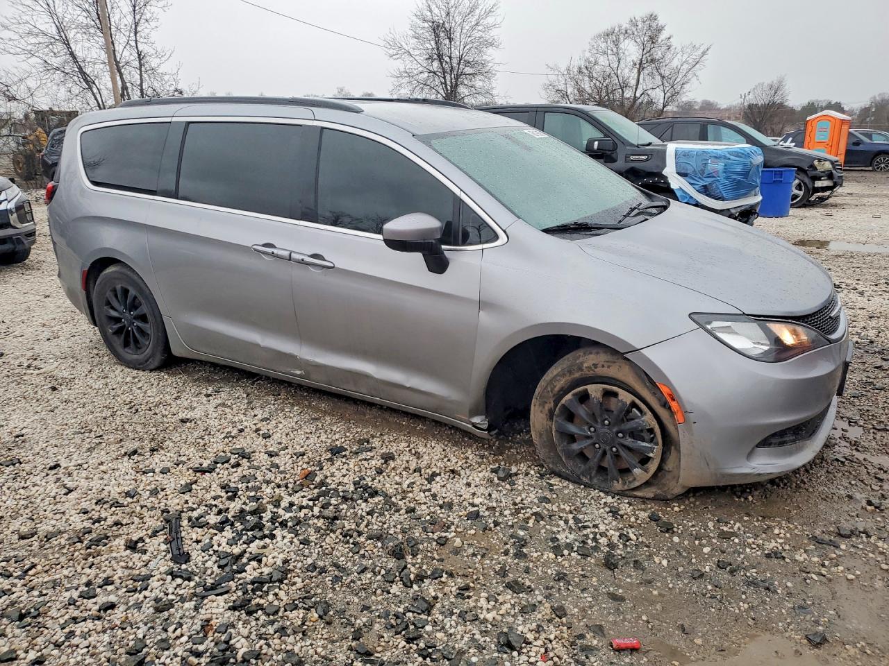 Chrysler Minivan Lxi