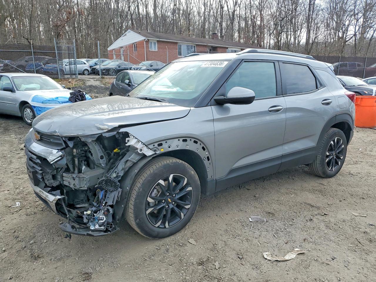 Salvage Chevrolet Trailblazer Image