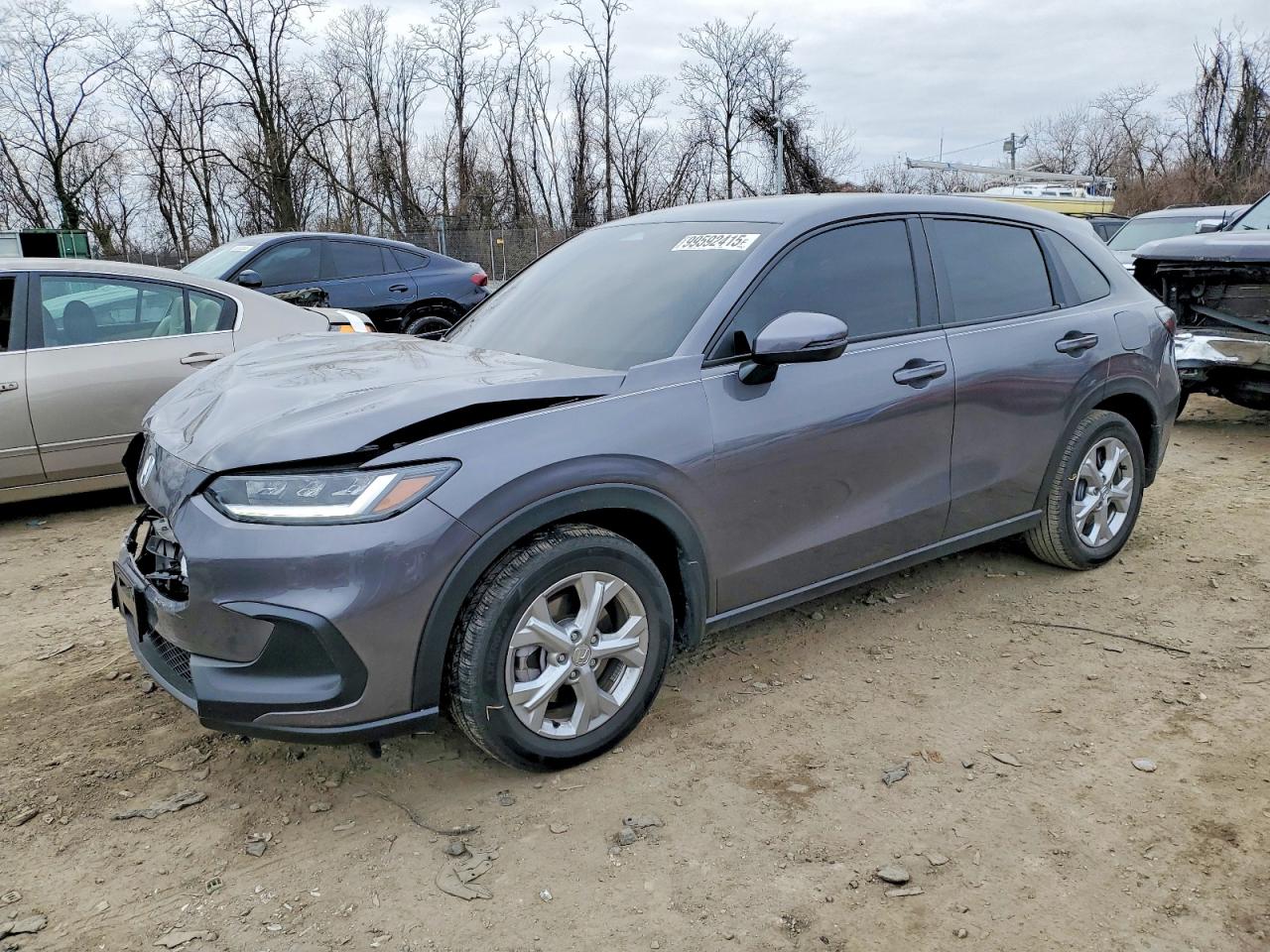Salvage Honda HR-V Image