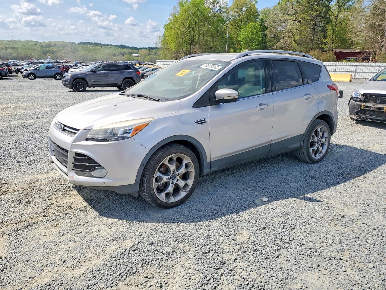 Salvage Ford Escape Image