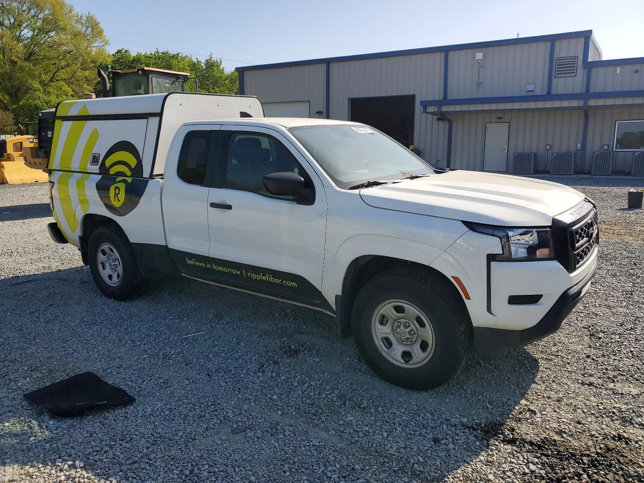 Nissan Frontier S