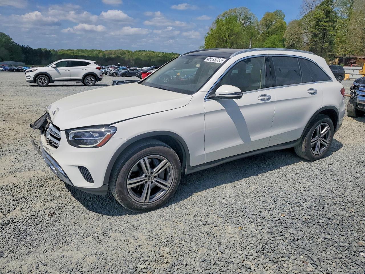 Salvage Mercedes-Benz GLC Image