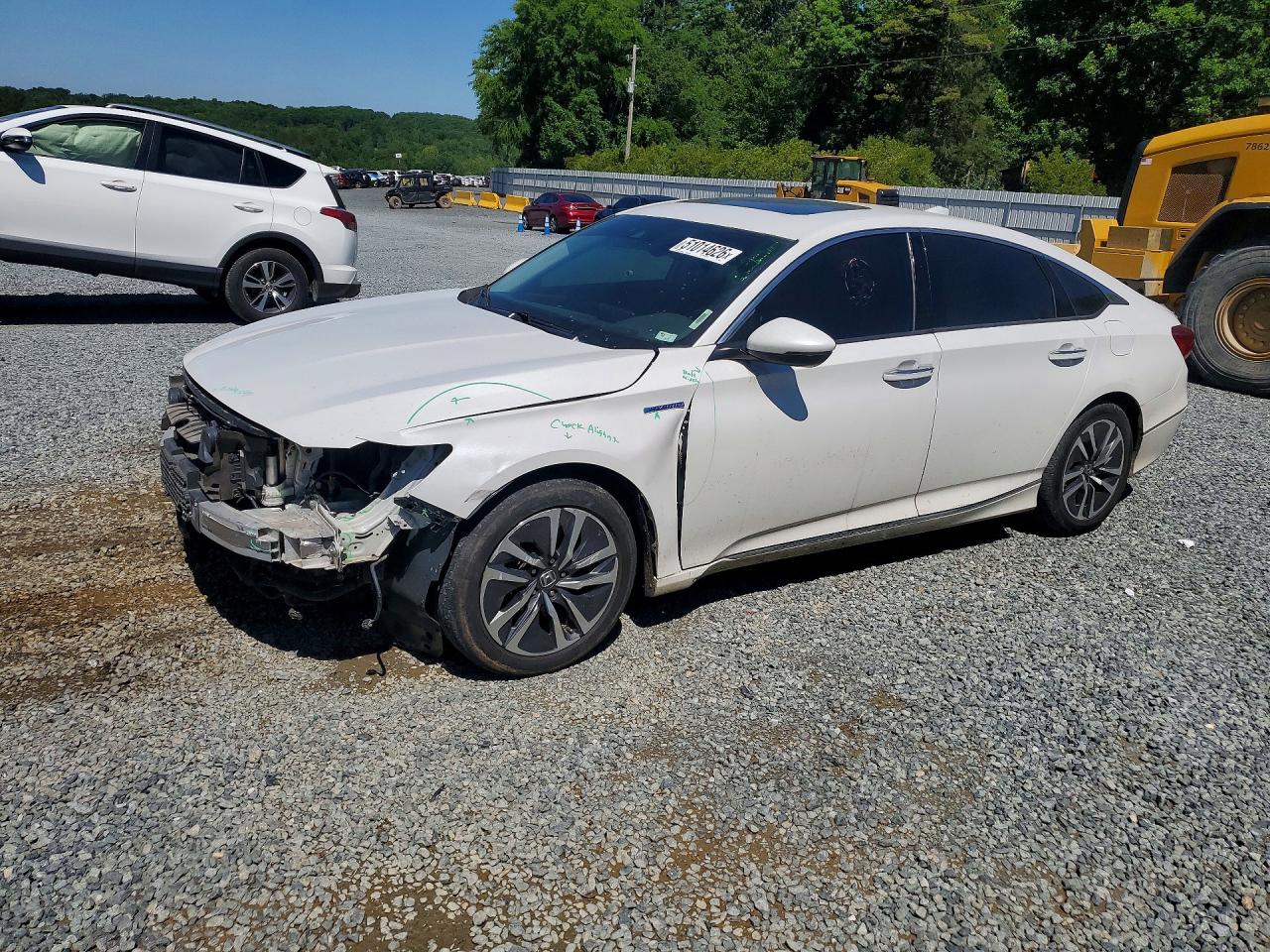 Salvage Honda Accord Image