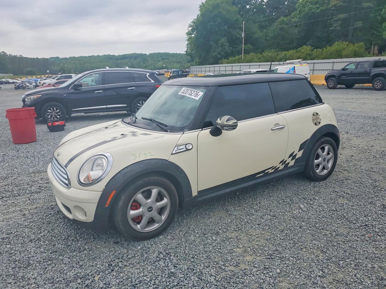 Salvage MINI Cooper Image