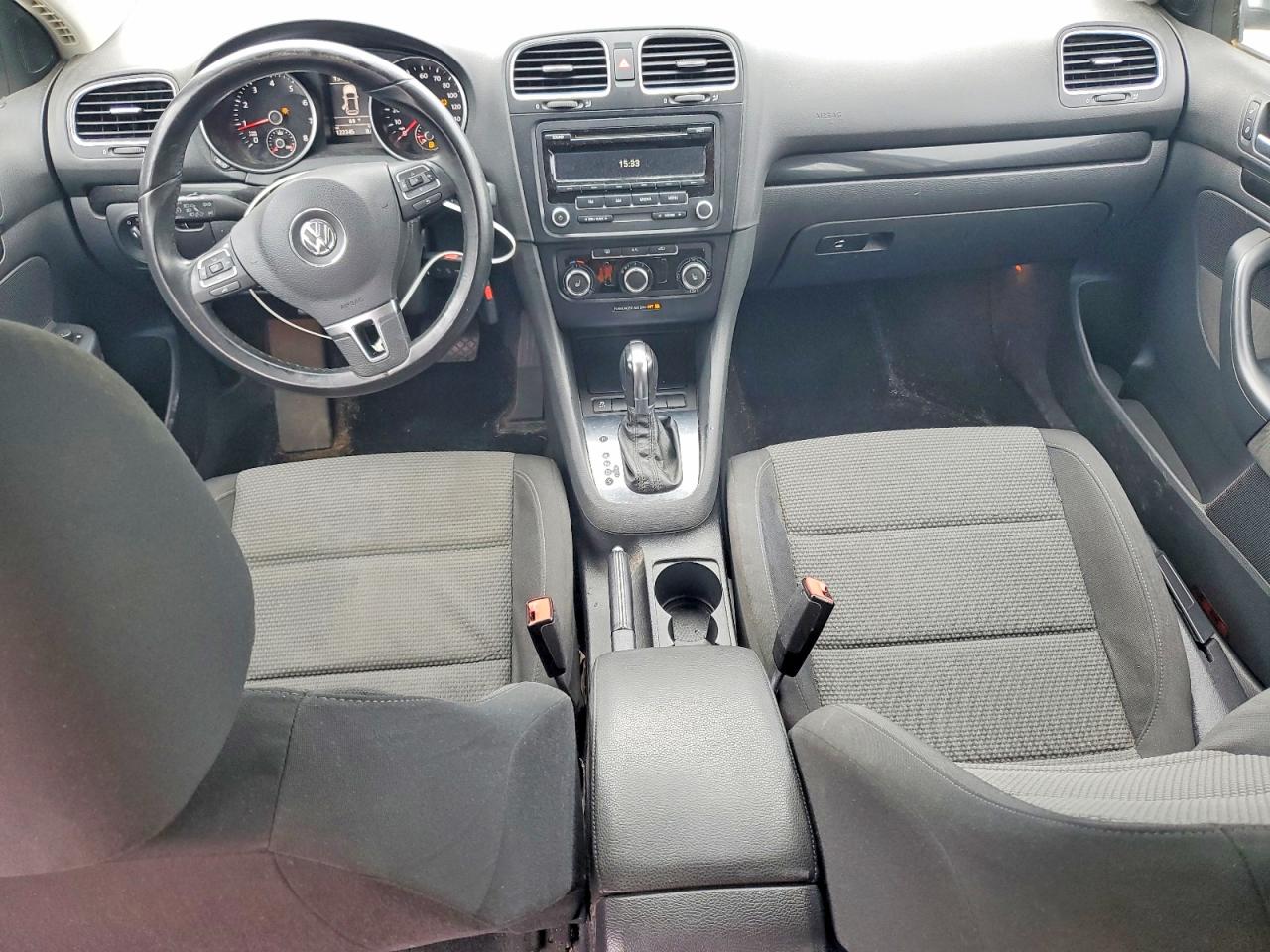 Volkswagen Jetta S