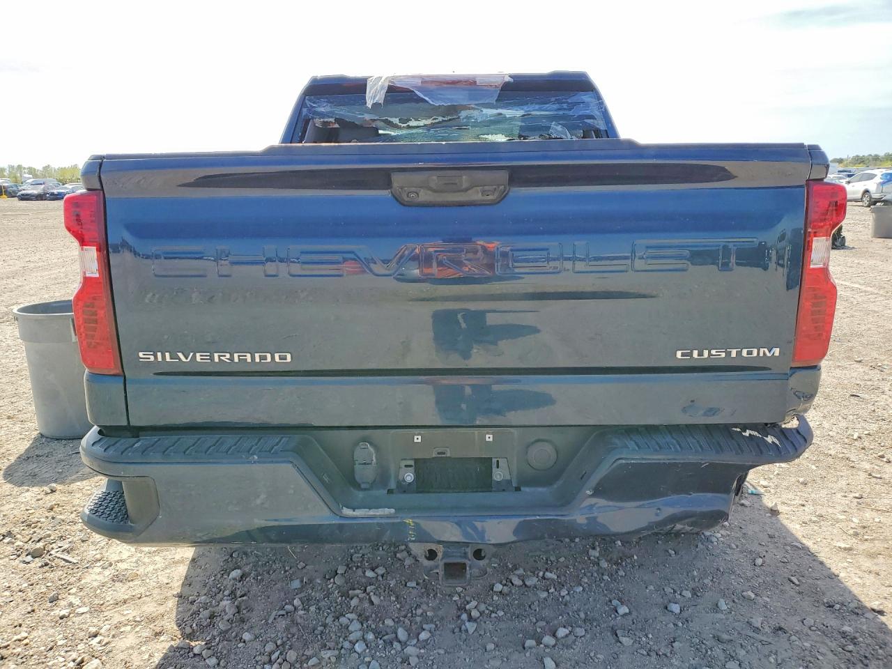 Chevrolet Silverado C1500 Custom