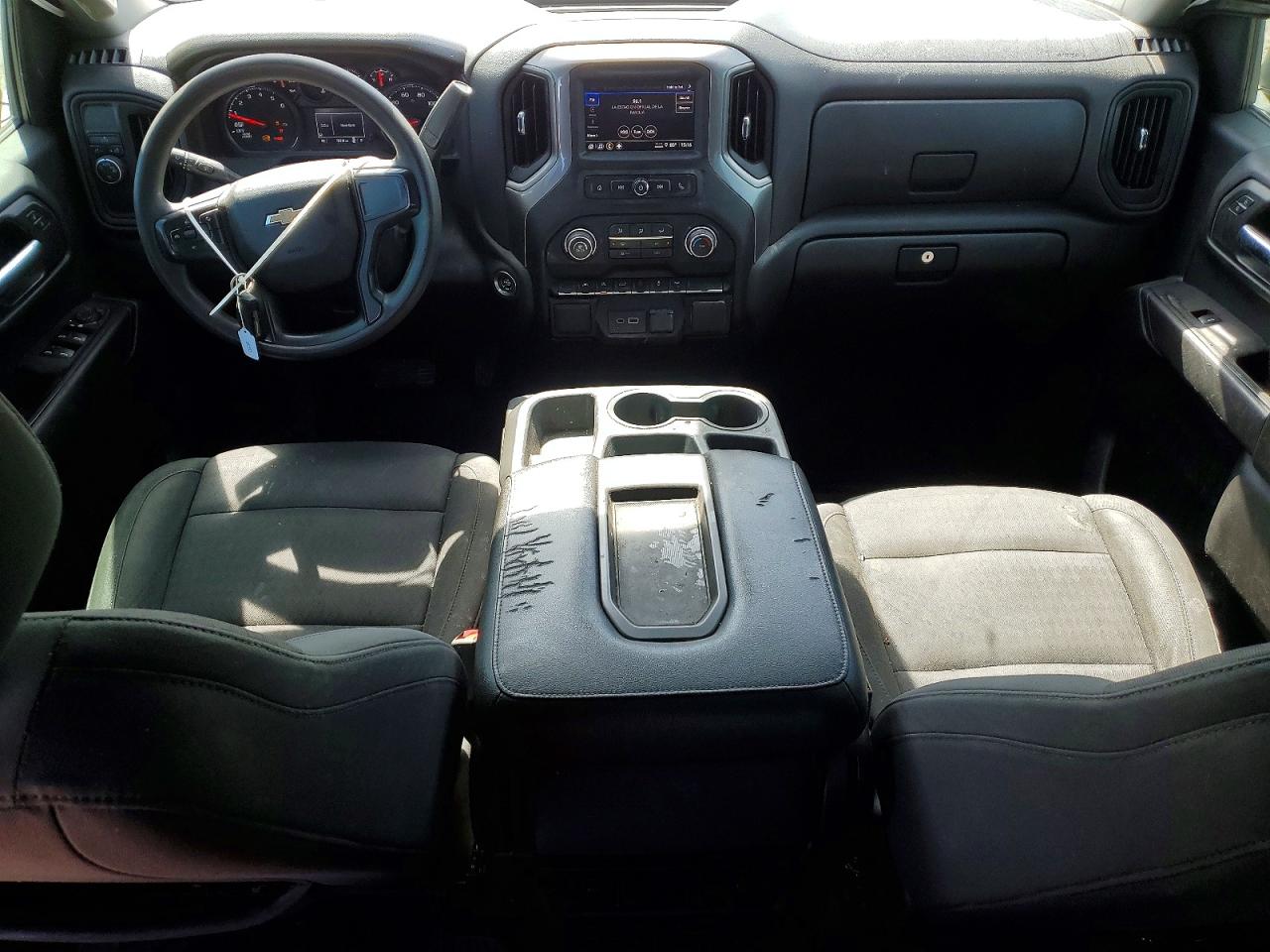 Chevrolet Silverado C1500 Custom