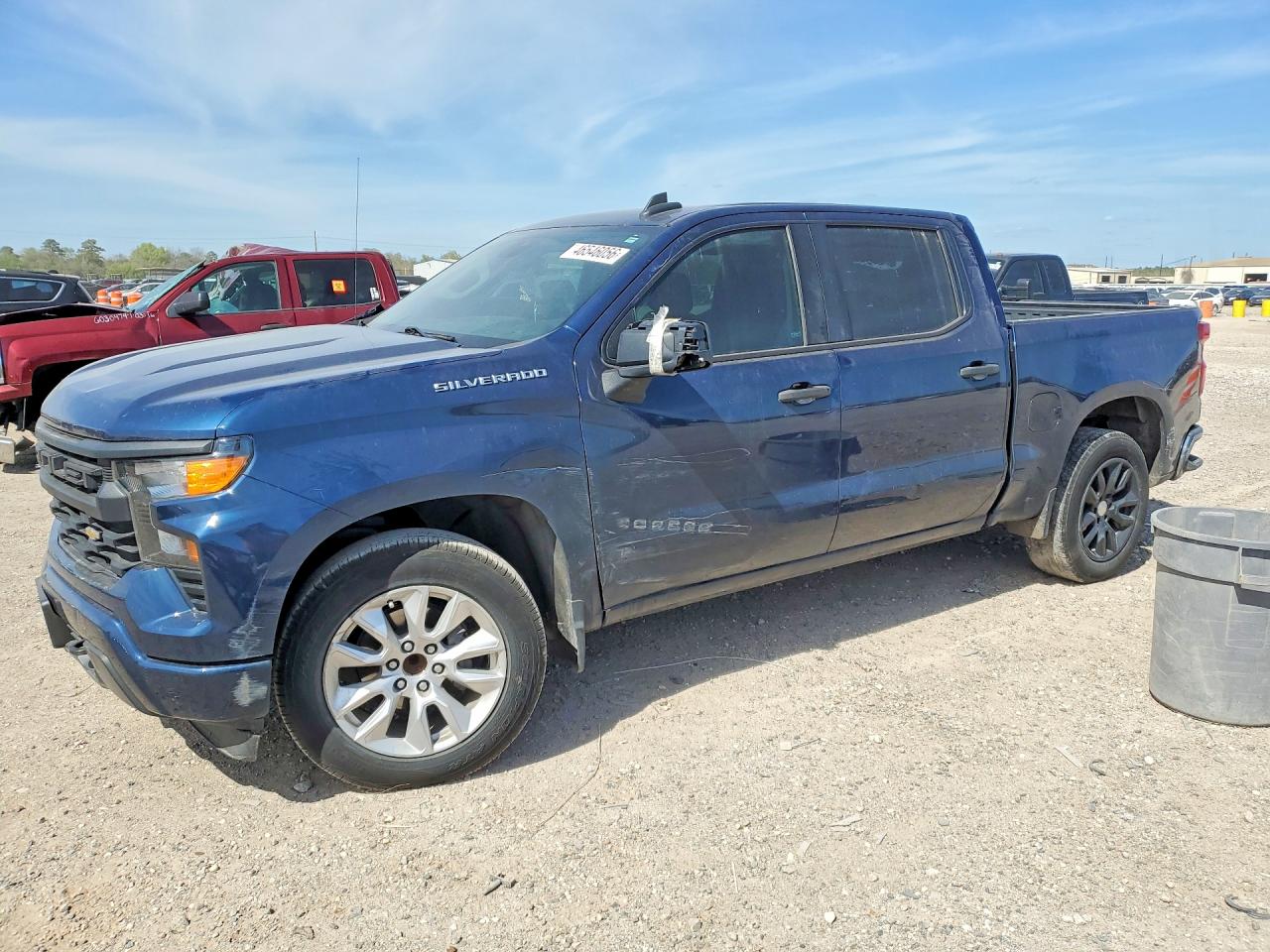 Salvage Chevrolet Silverado Image