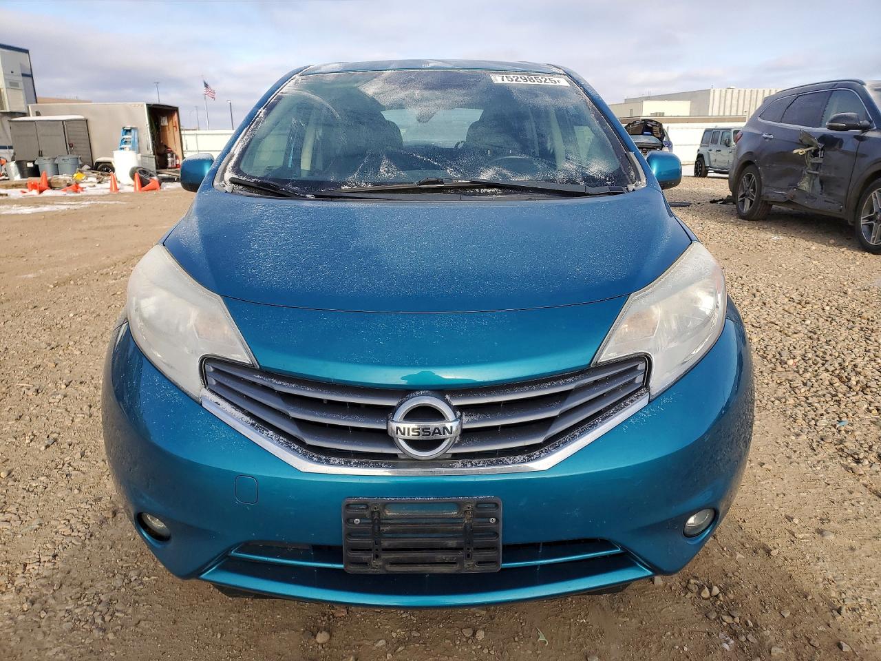 Nissan Versa S