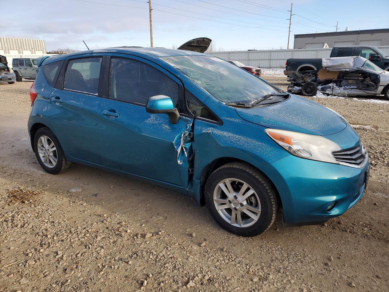 Nissan Versa S