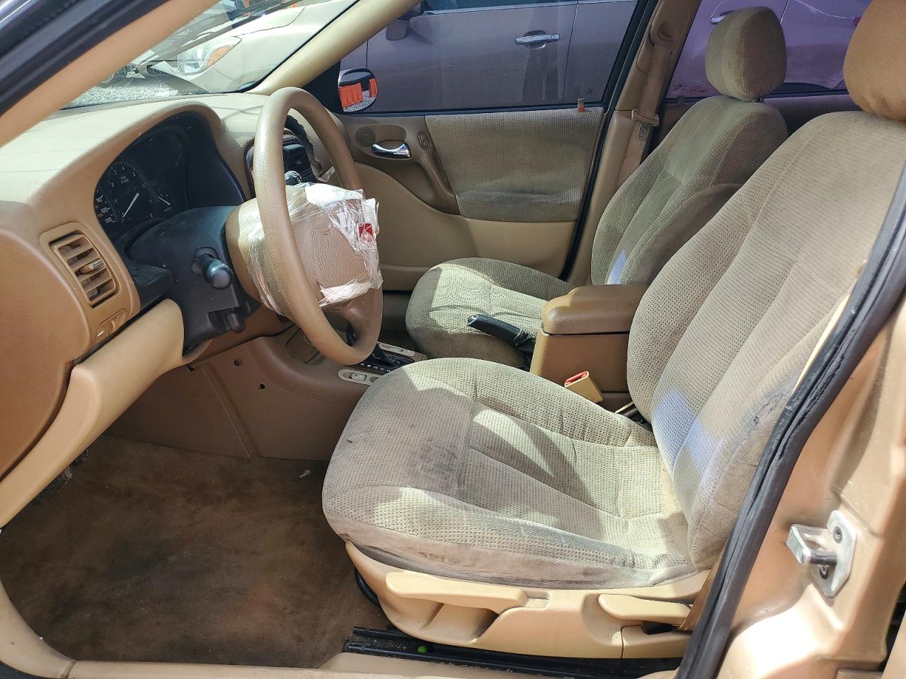 Saturn L200