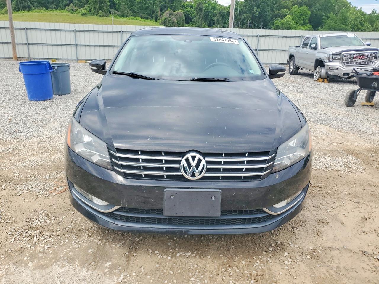Volkswagen Passat Sel