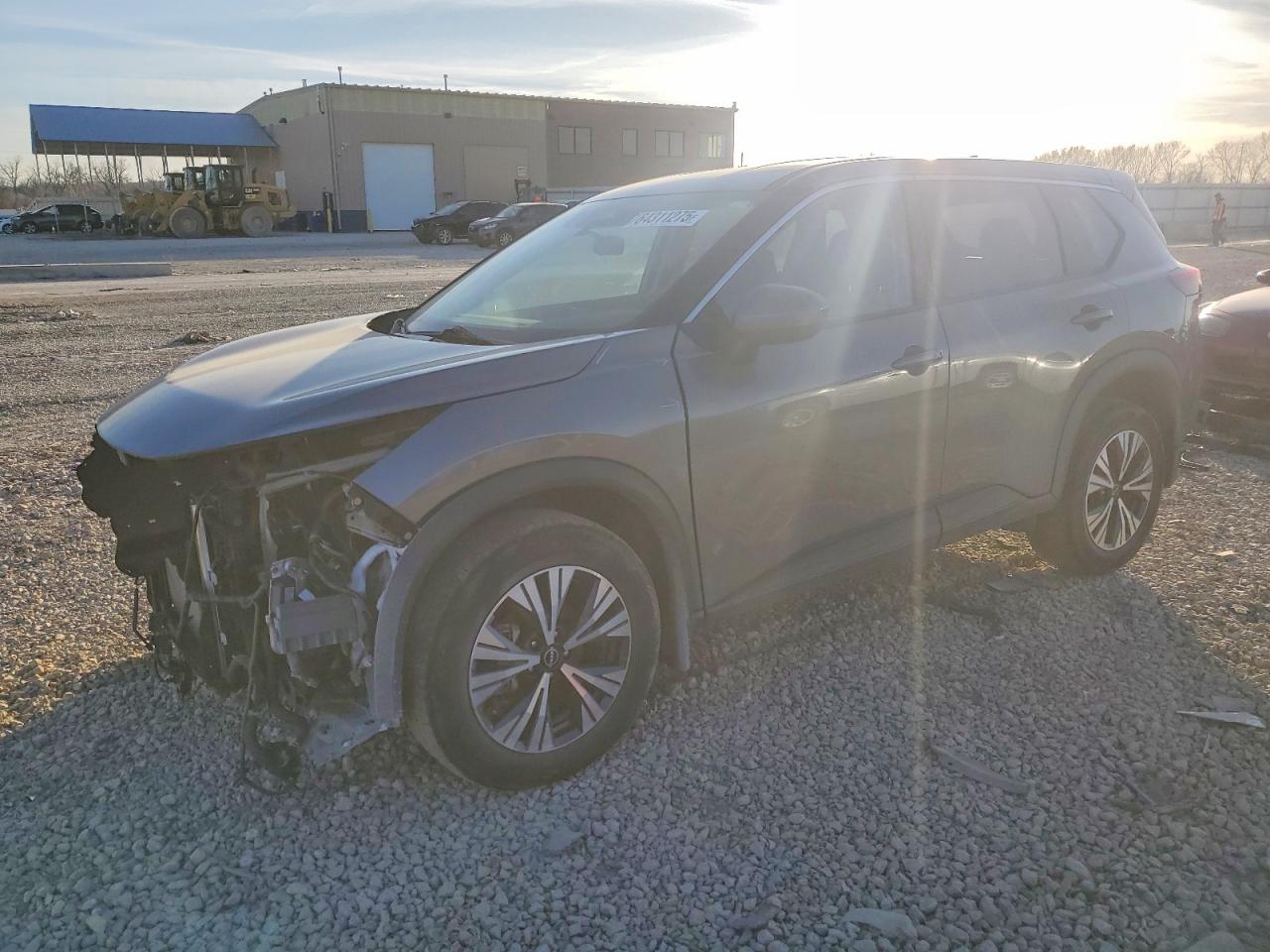 Salvage Nissan Rogue Image