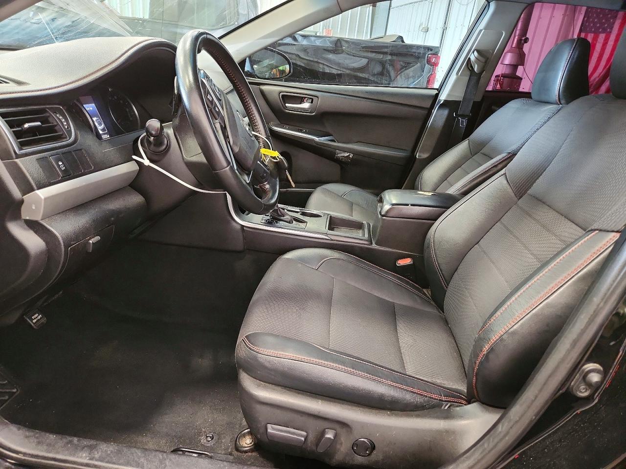 Toyota Camry Se