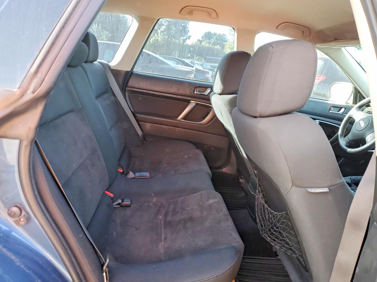 Subaru Outback 2.5i