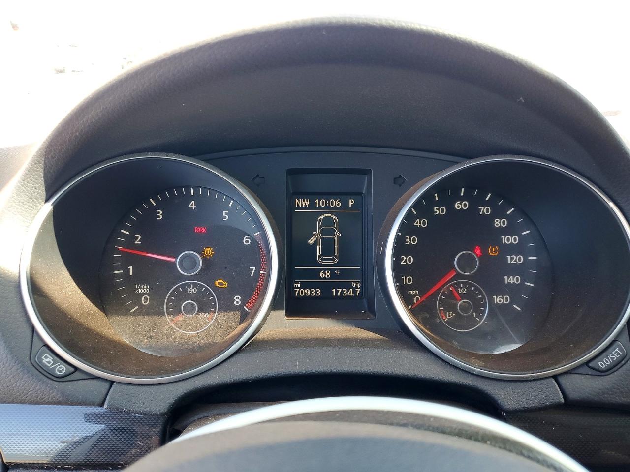 Volkswagen Jetta S