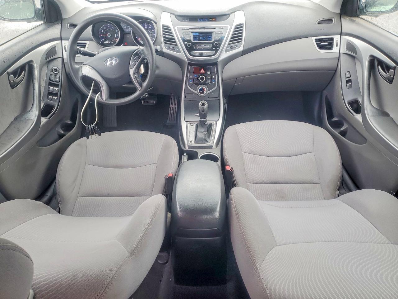 Hyundai ELANTRA Se