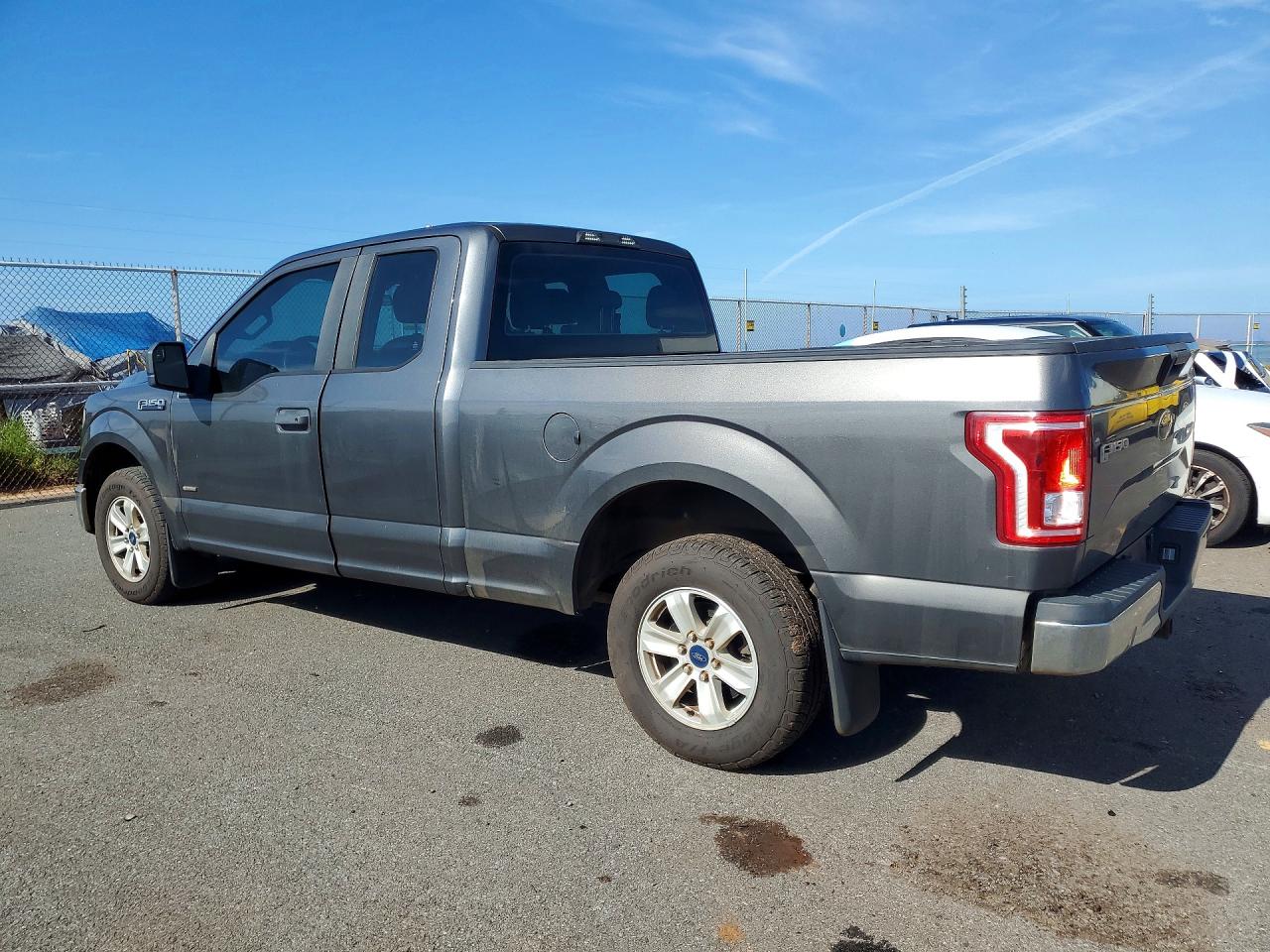 Ford F-150 Super Cab