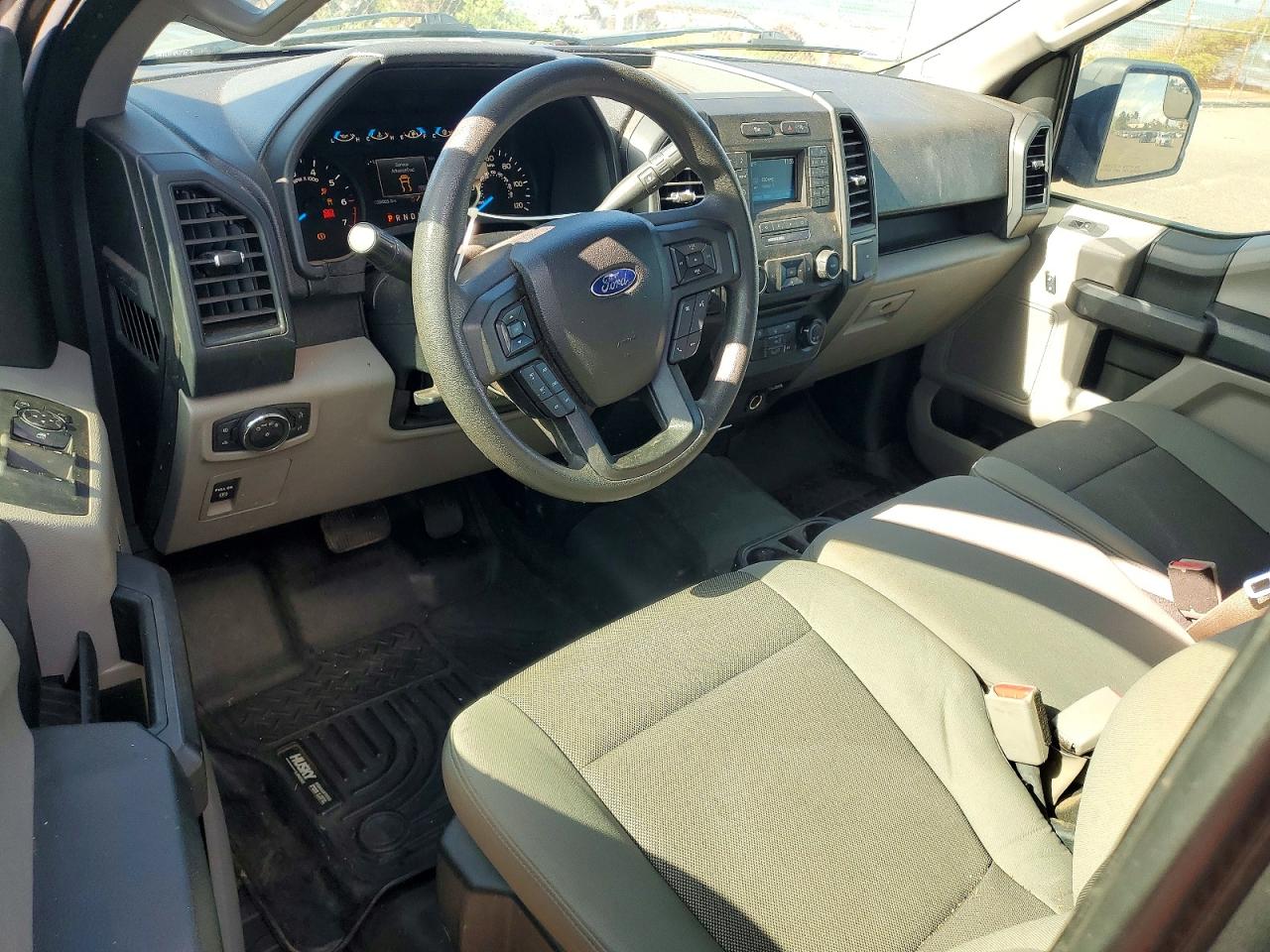 Ford F-150 Super Cab