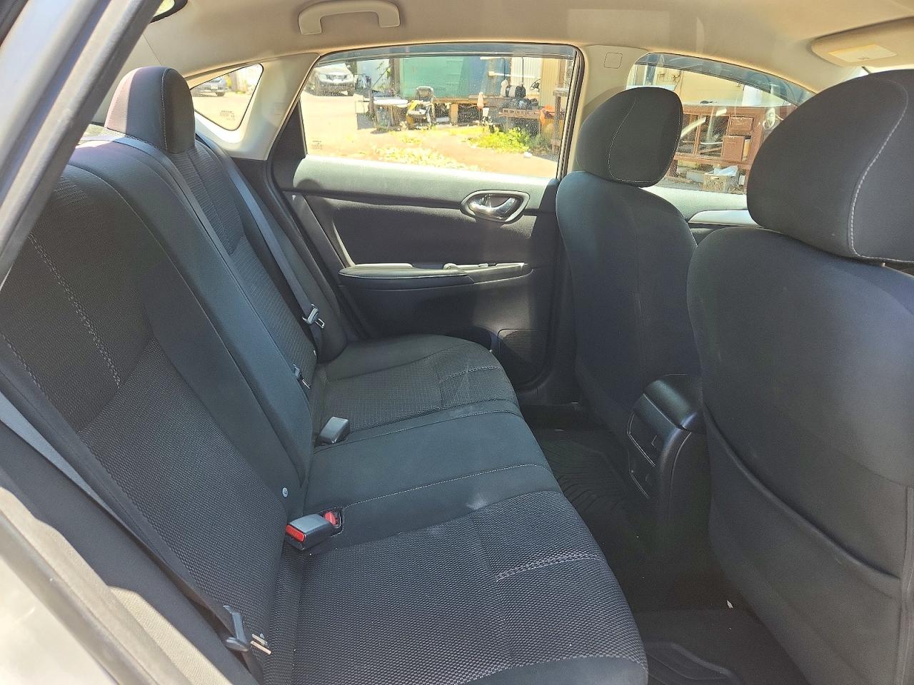 Nissan Sentra S