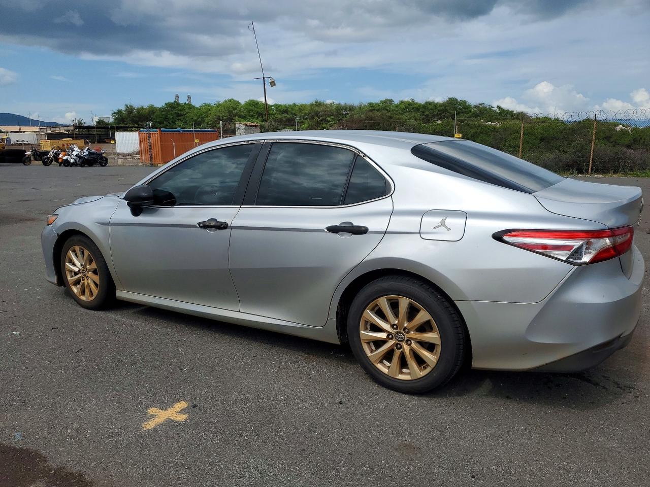 Toyota Camry L