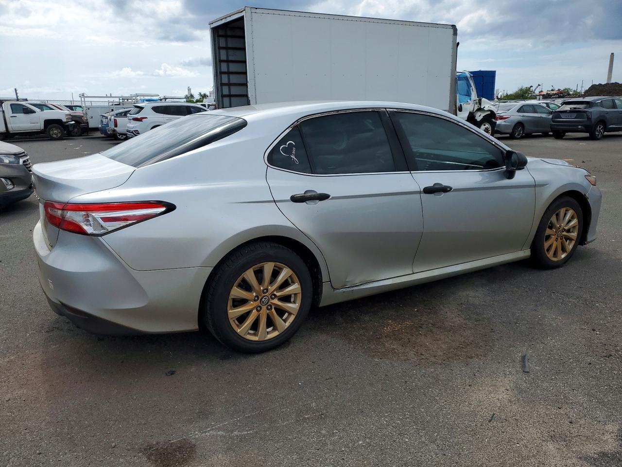 Toyota Camry L