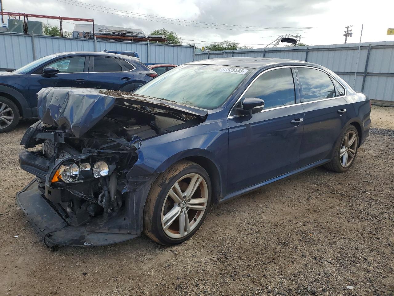 Salvage Volkswagen Passat Image