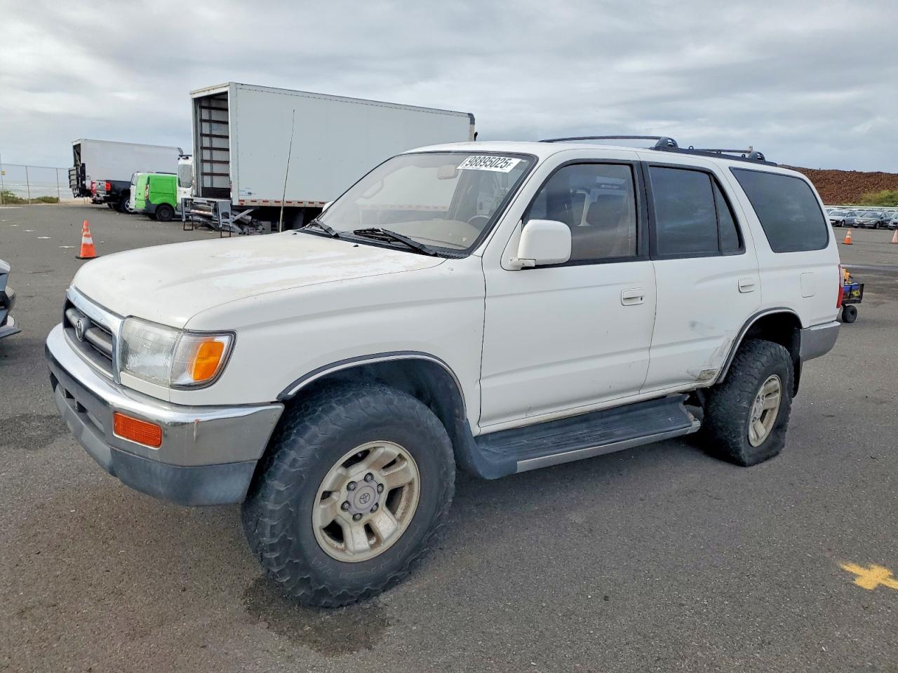 Salvage Toyota 4Runner Image