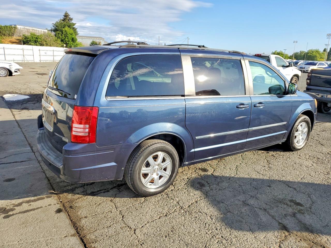 Chrysler Minivan Touring