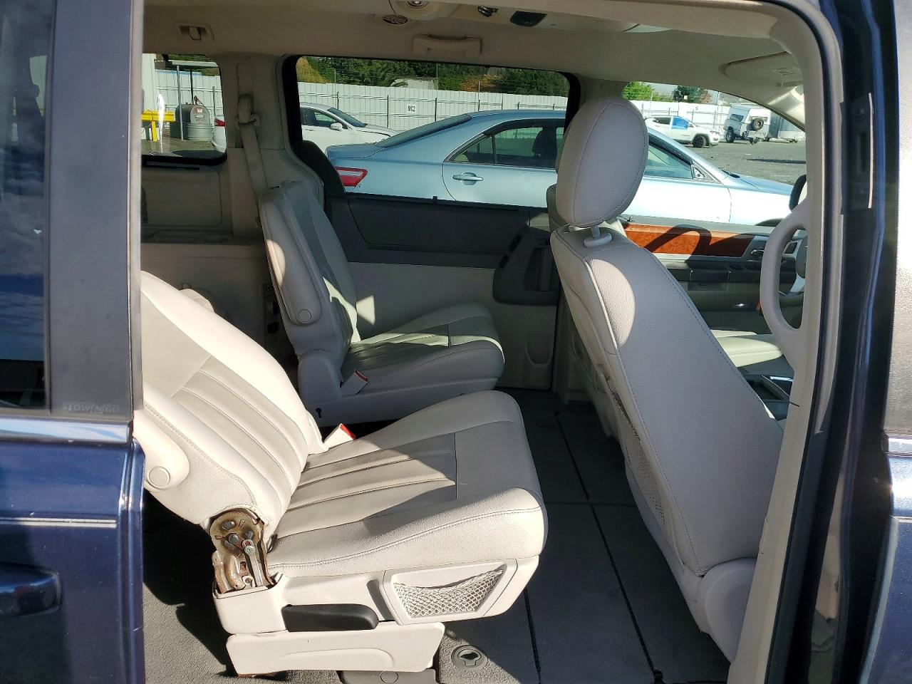 Chrysler Minivan Touring