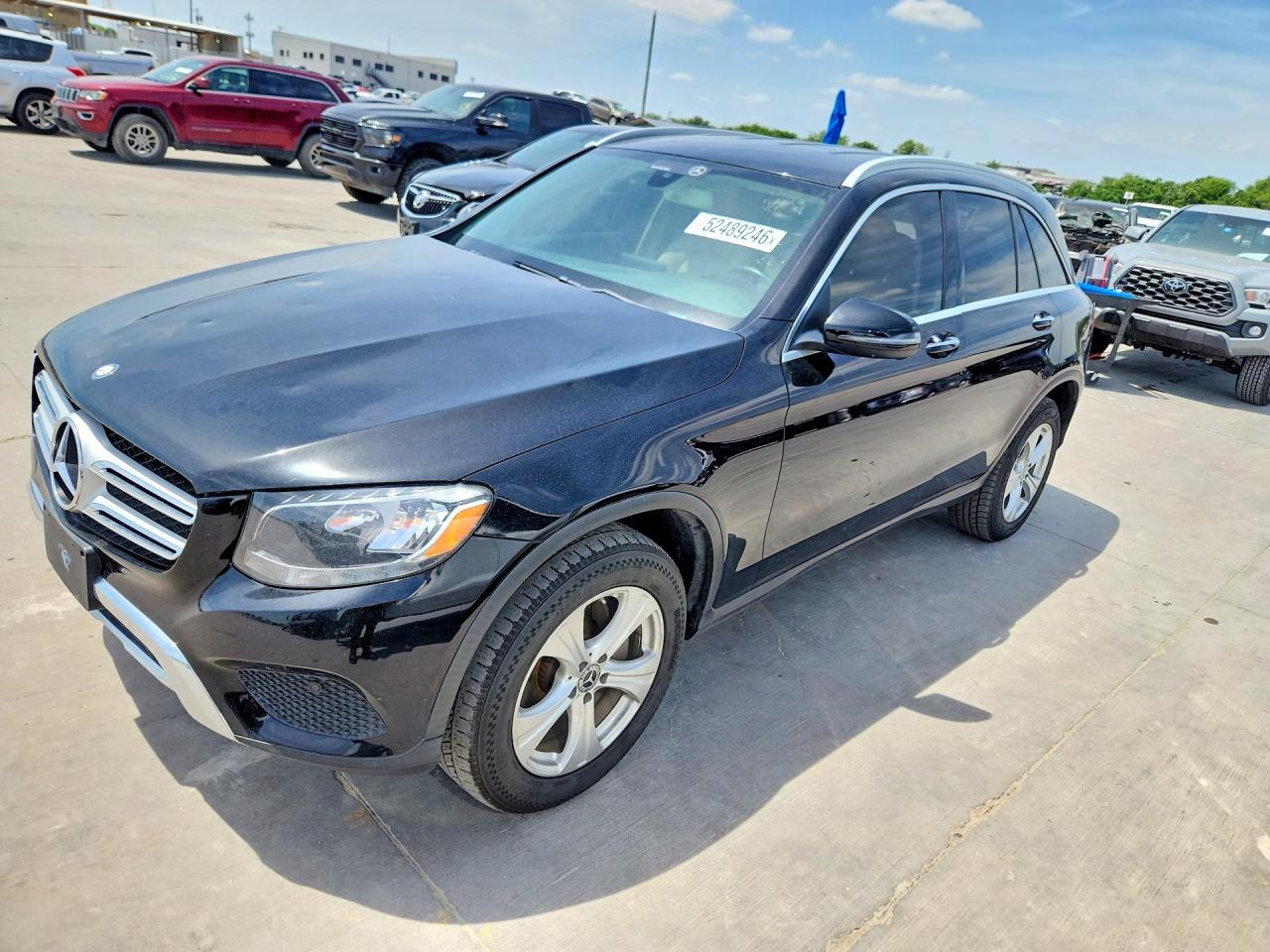 Salvage Mercedes-Benz GLC Image