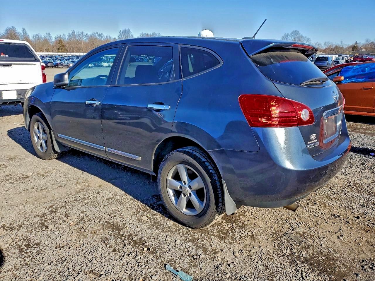 Nissan Rogue S