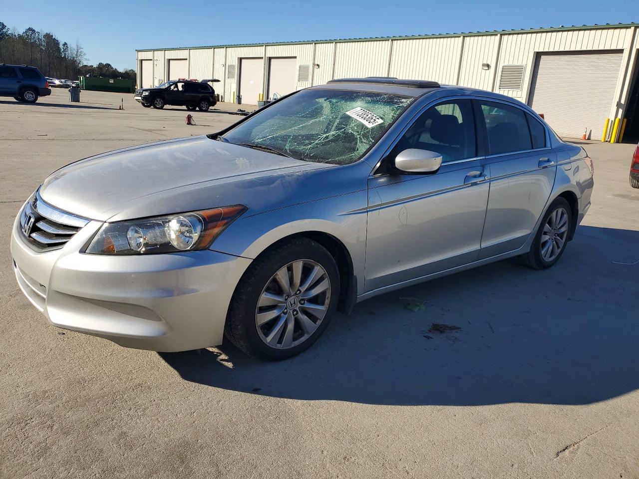 Salvage Honda Accord Image