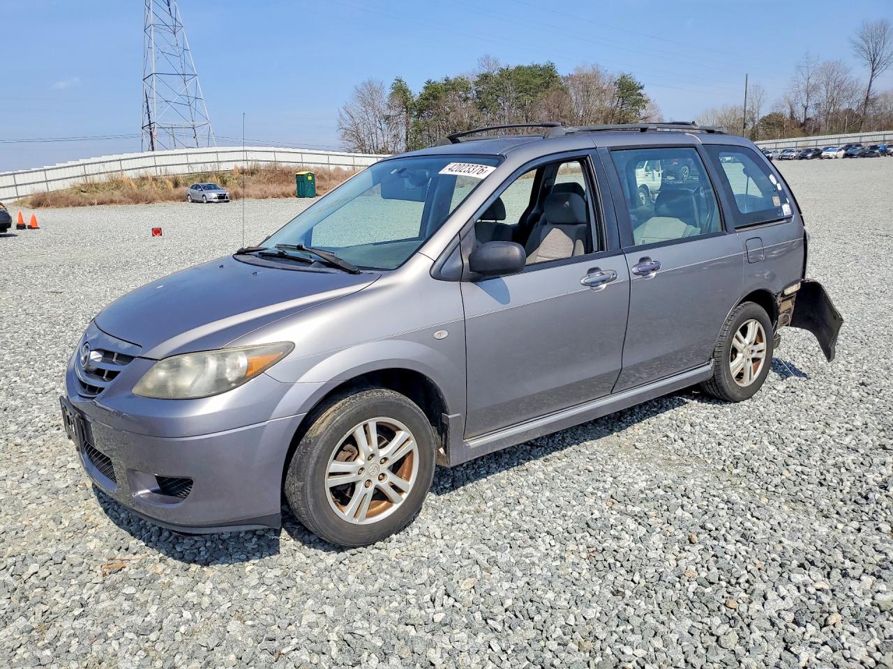 Salvage Mazda MPV Image