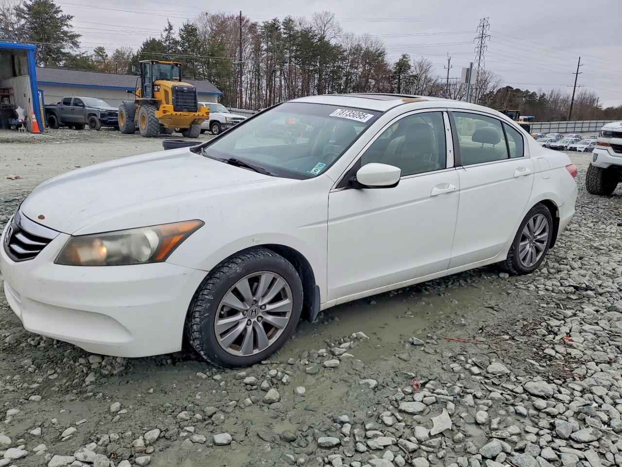 Salvage Honda Accord Image